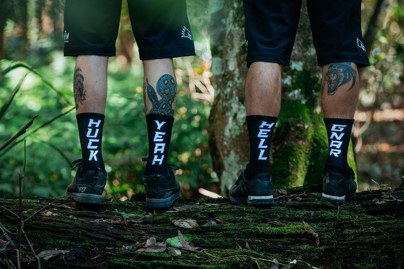 "Huck - Yeah - Hell - Gnar" Socks Black 4x pieces (2x pairs)