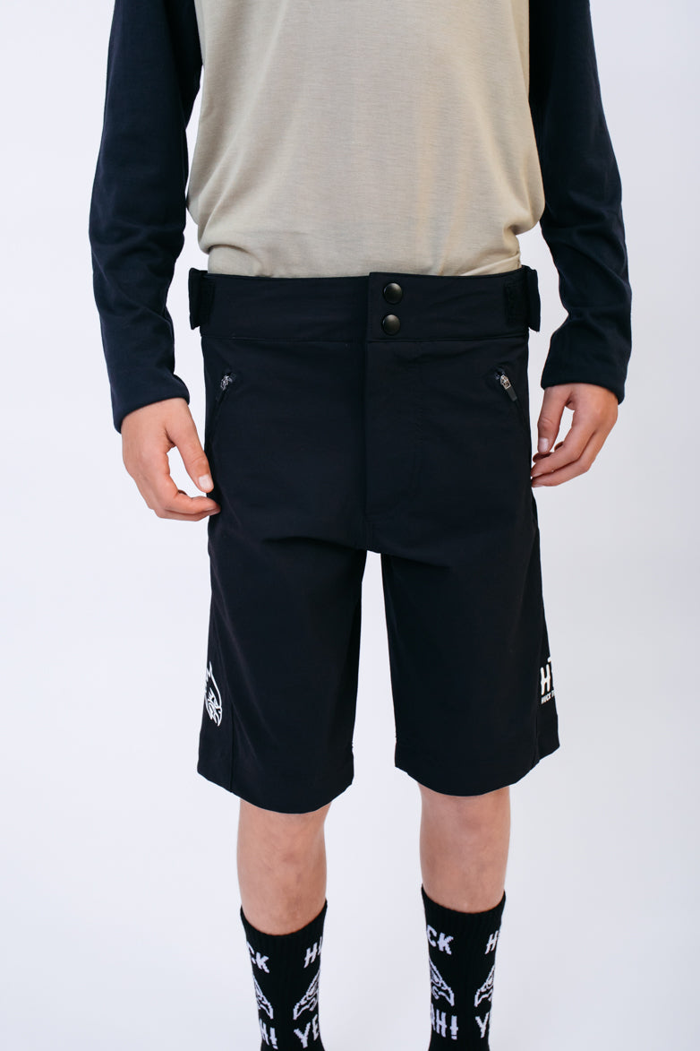 "2.0" Tech Ride Short YOUTH Black